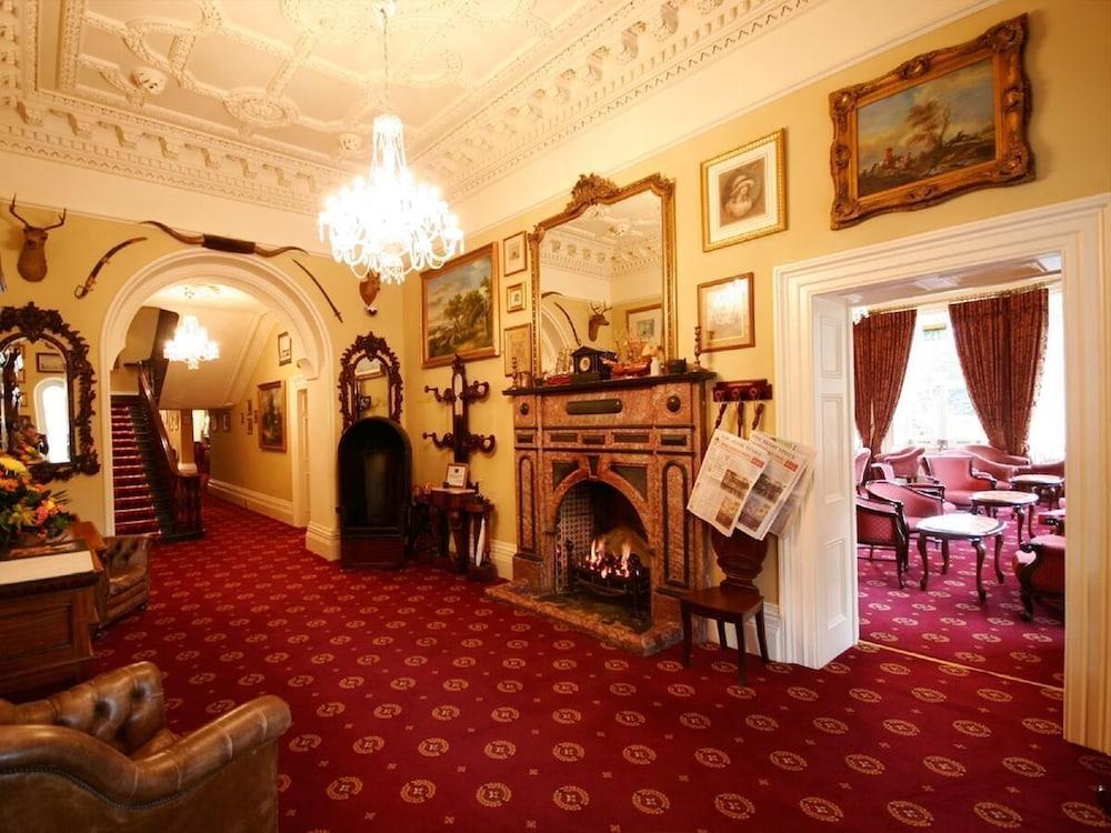 芬斯敦城堡酒店 卢坎 外观 照片